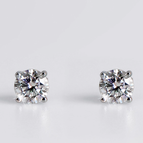 DIAMOND STUDS. - 5MM MOISSANITE